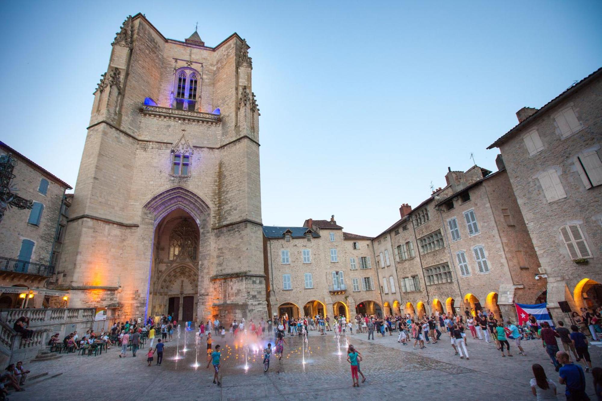 L'Indus 3 Etoiles Wifi, Netflix, Disney, Coeur De Bastide Villefranche-de-Rouergue Eksteriør billede